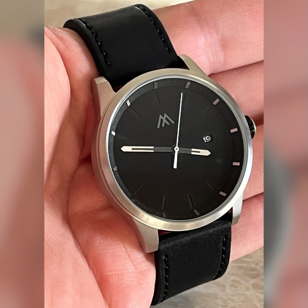 Myka Odysseus Day Date Minimalist Leather Strap Men's Watch